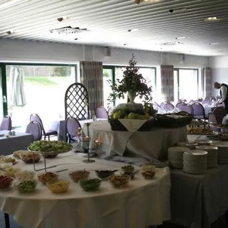Western Hotel 4*